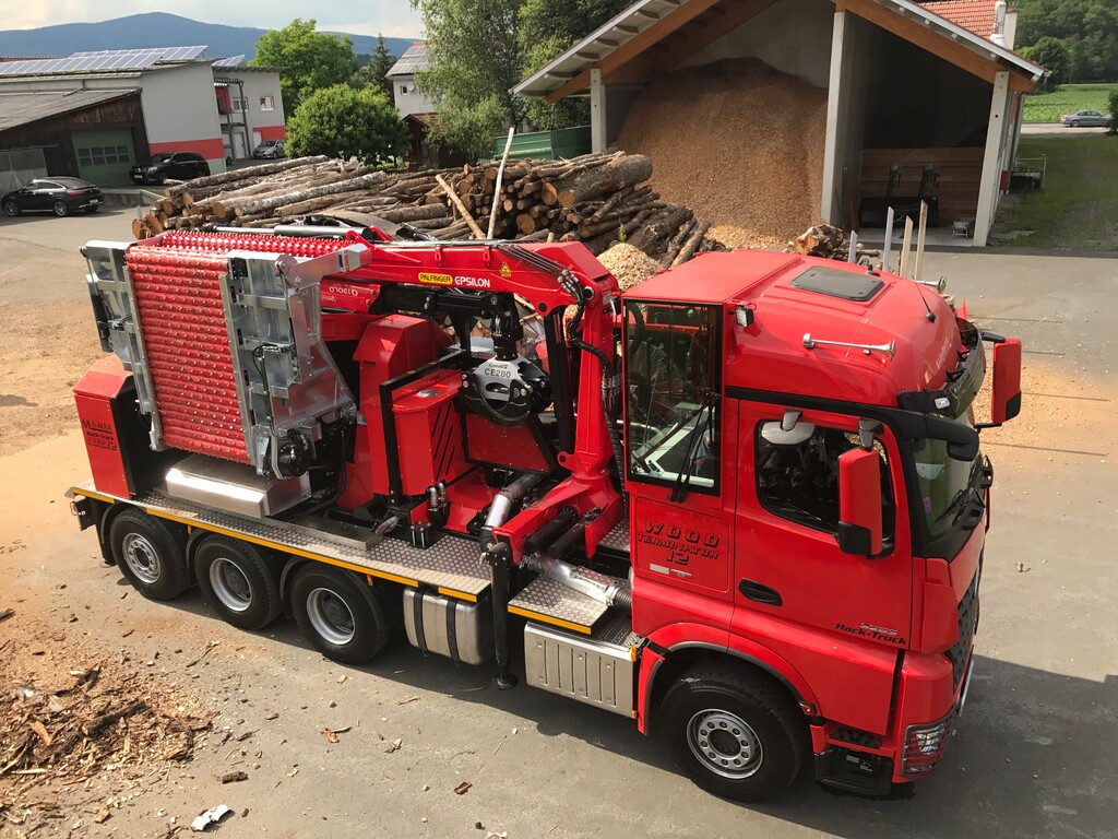 MUS-MAX TERMINATOR HACK-TRUCK