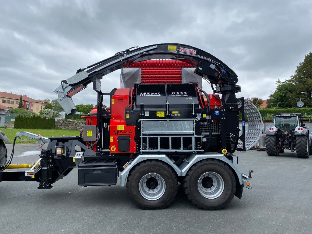 MUS-MAX TERMINATOR Z (PTO trator)